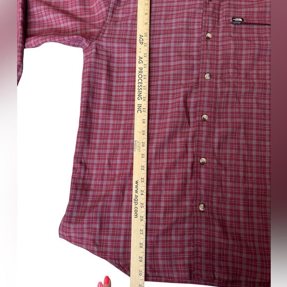 The North Face Red Plaid Button Down Shirt Men’s Medium Outdoor Travel Casual M8 - Picture 5 of 9